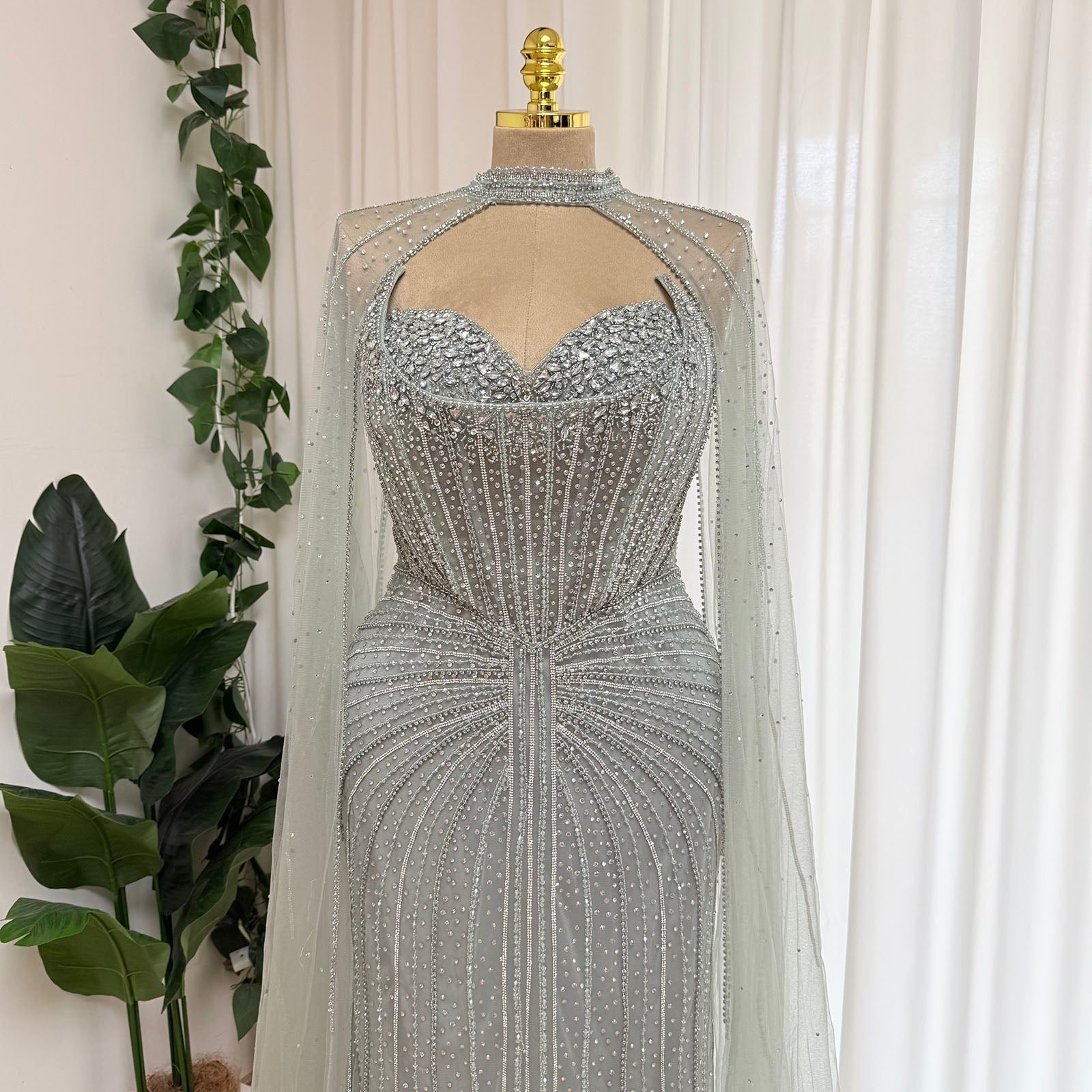 Luxury Dubai Rhinestone Evening Dress With Long Tulle Cape Sleeves Fitted Bodycon Formal Gown For Beach Wedding Banquet Gala EV1337