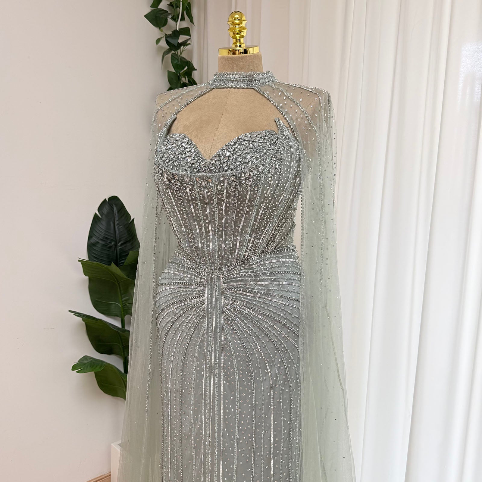 Luxury Dubai Rhinestone Evening Dress With Long Tulle Cape Sleeves Fitted Bodycon Formal Gown For Beach Wedding Banquet Gala EV1337