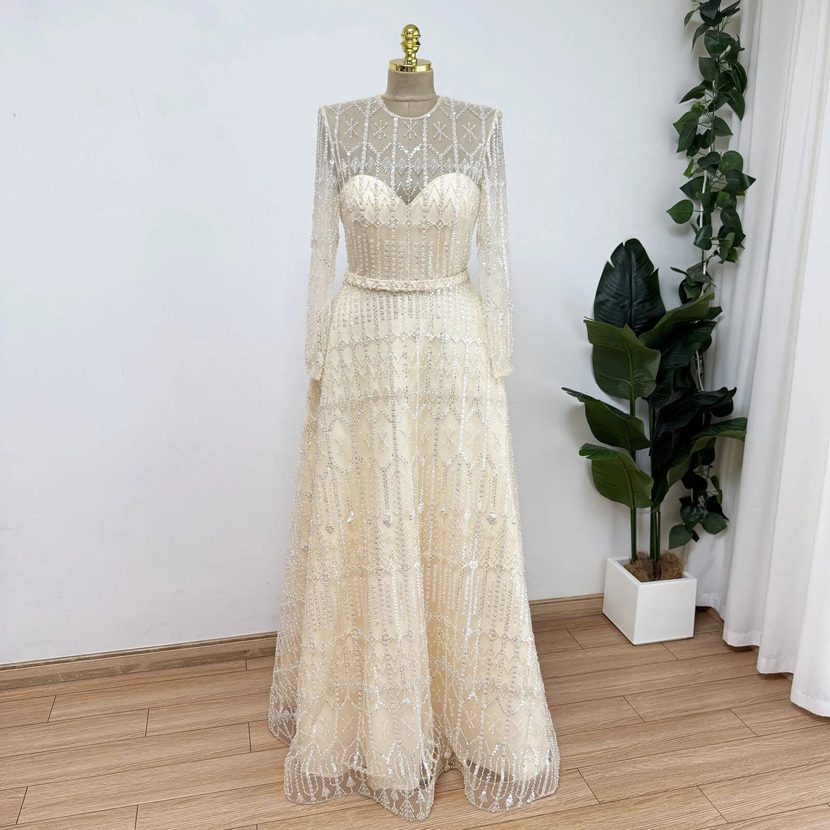 Luxury Beaded Long Sleeve Champagne Evening Gown Modest A‑Line Floor Length Wedding Dress For Women Dubai Formal Party Dress EV1786